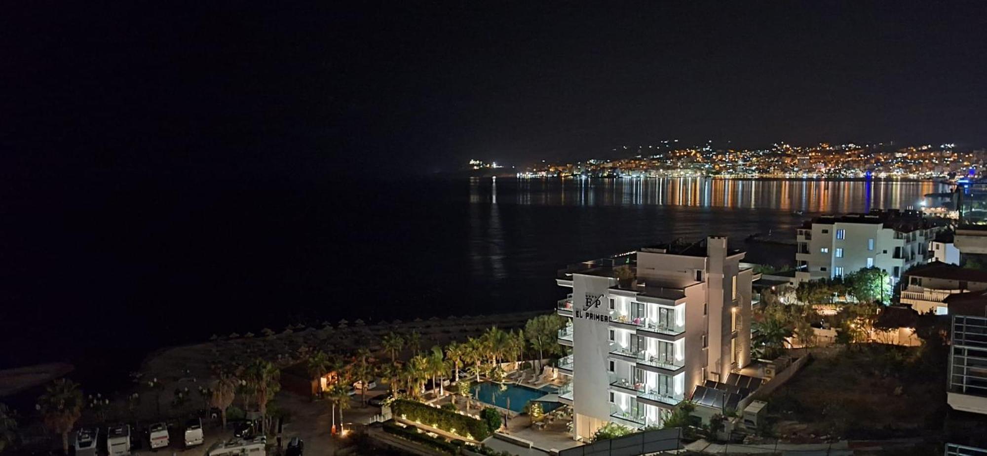 Sadet'S Penthouse Saranda Apartment Ngoại thất bức ảnh
