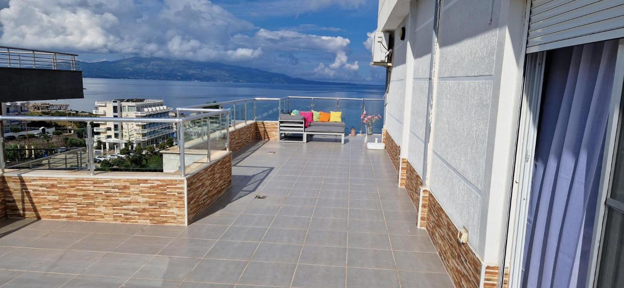 Sadet'S Penthouse Saranda Apartment Ngoại thất bức ảnh