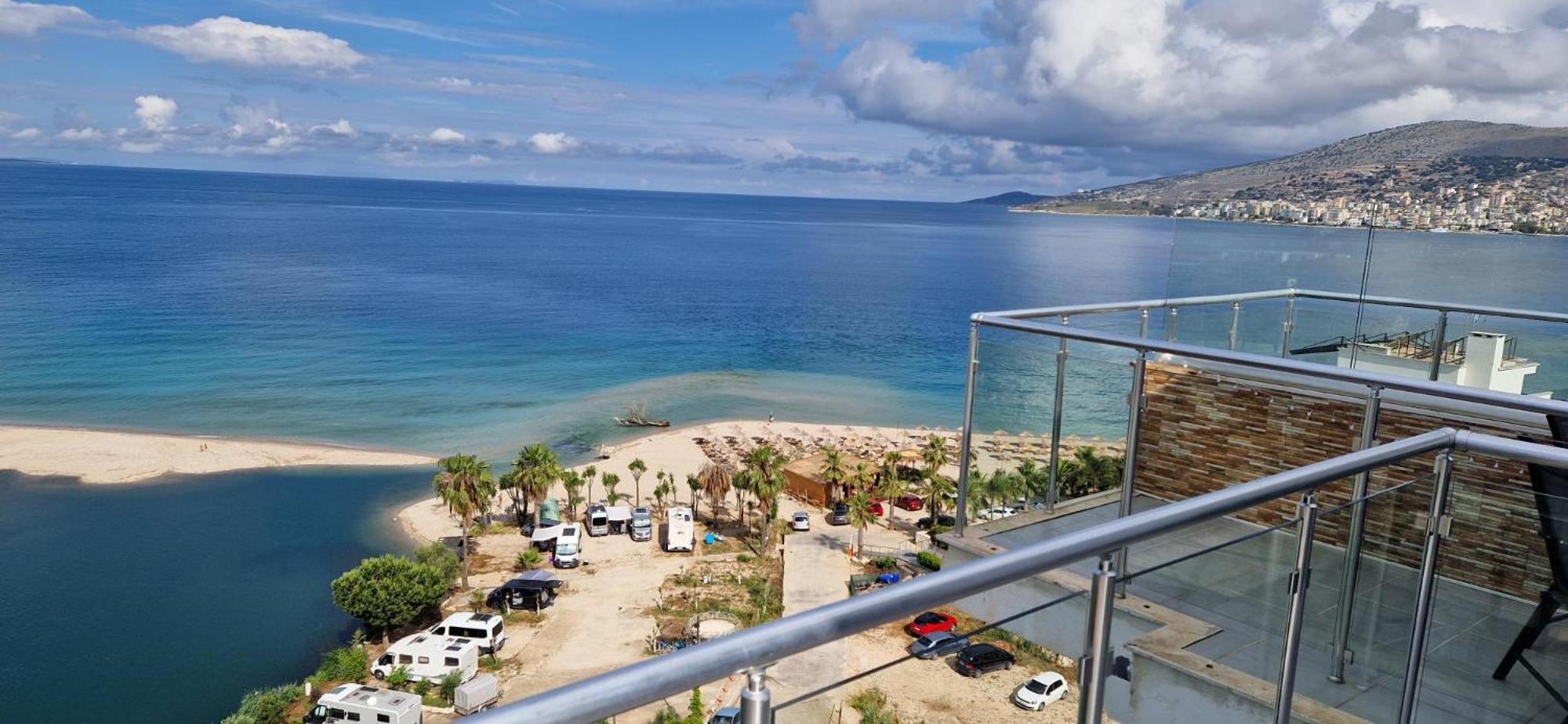 Sadet'S Penthouse Saranda Apartment Ngoại thất bức ảnh